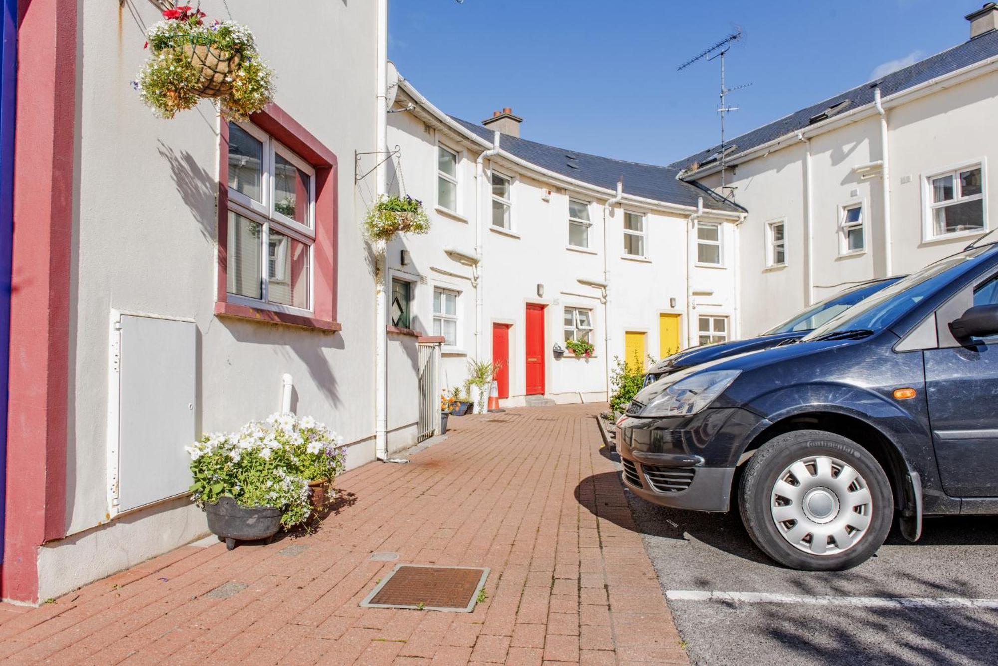 Ocean View - 2 Bedroom Townhouse Bundoran Exterior photo